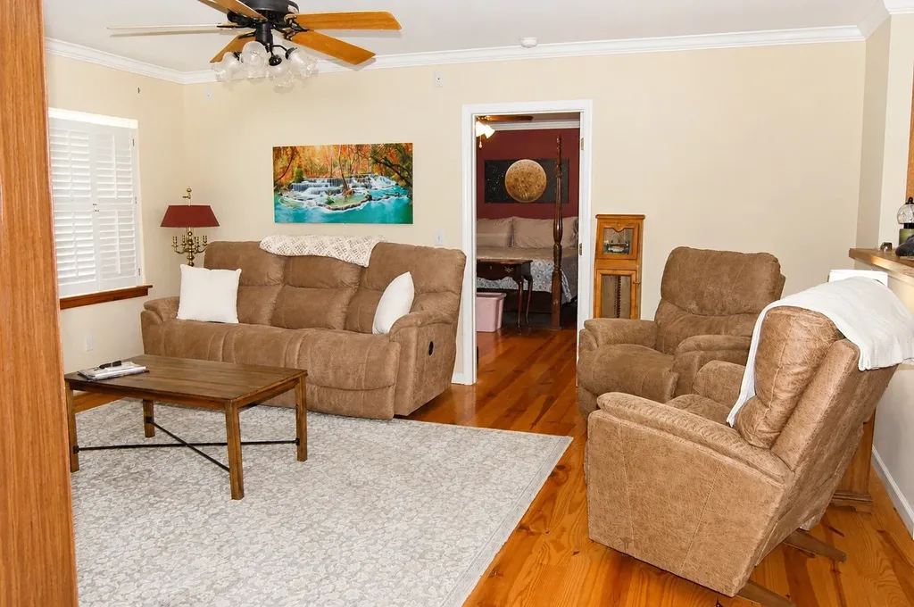 6866 Cuba Landing Road Waverly TN 37185