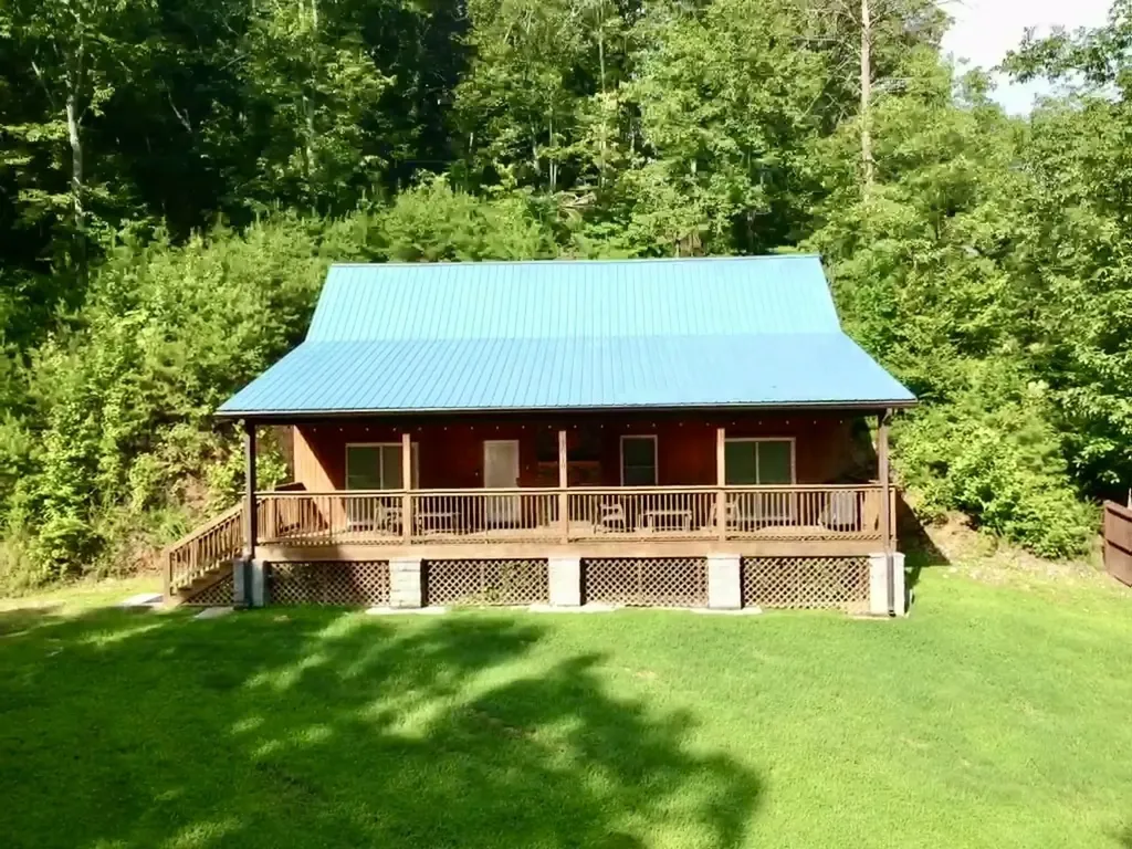 3010 Highwater Road Waverly TN 37185