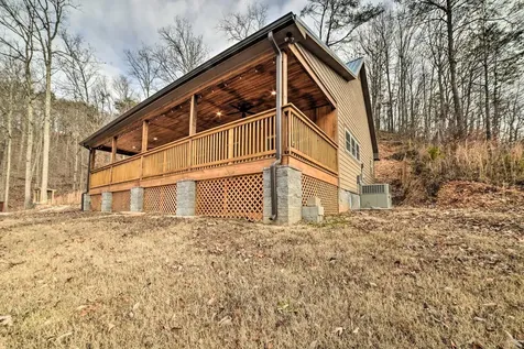 3010 Highwater Road Waverly TN 37185