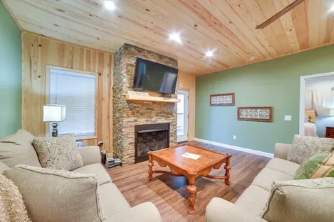 3010 Highwater Road Waverly TN 37185