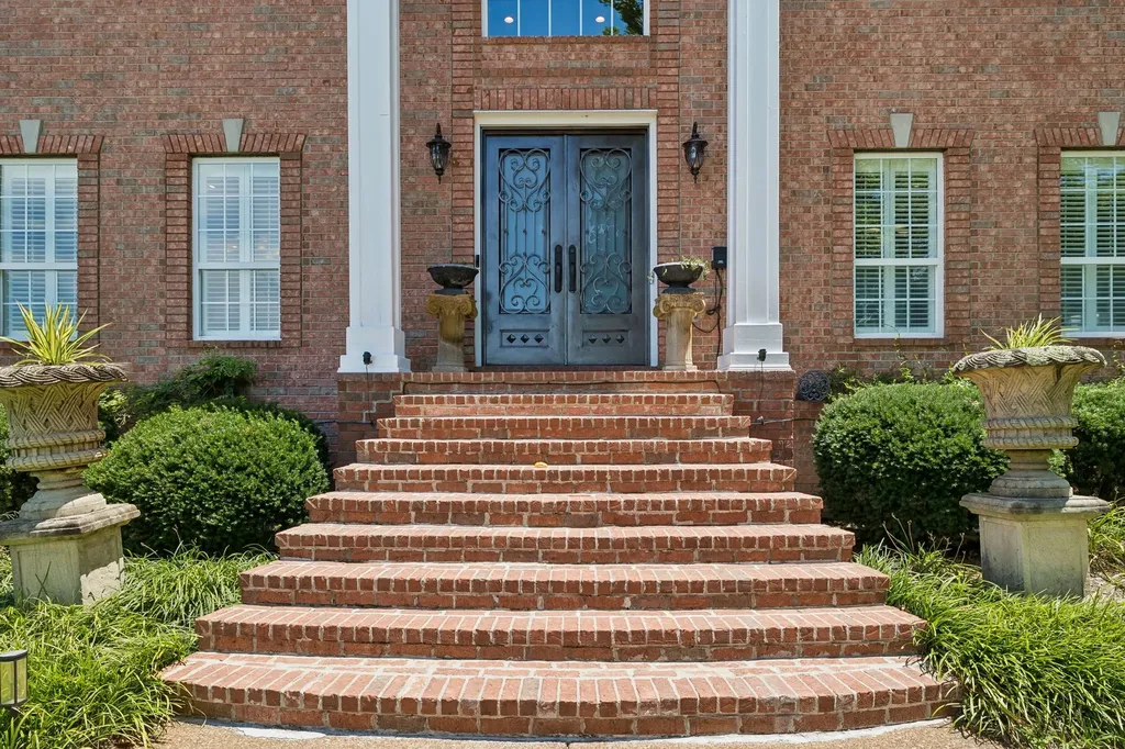 2629 Goose Creek Bypass Franklin TN 37064