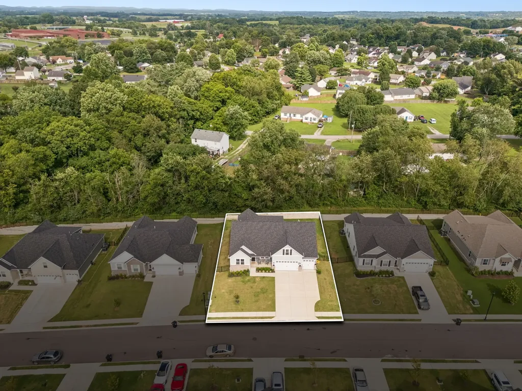3020 Fernwood Lane Columbia TN 38401