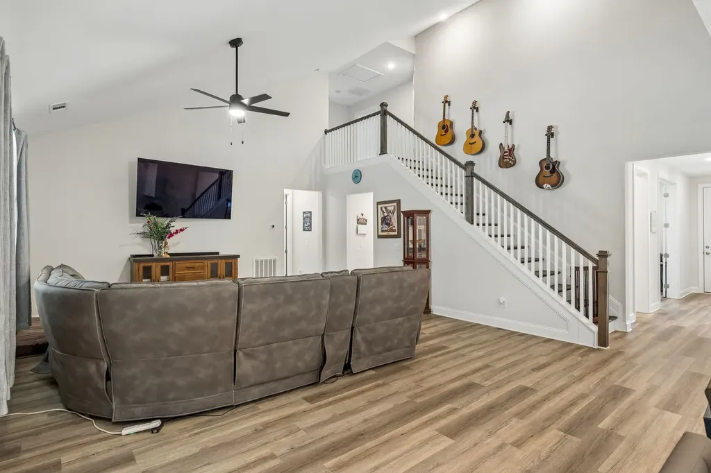 3020 Fernwood Lane Columbia TN 38401