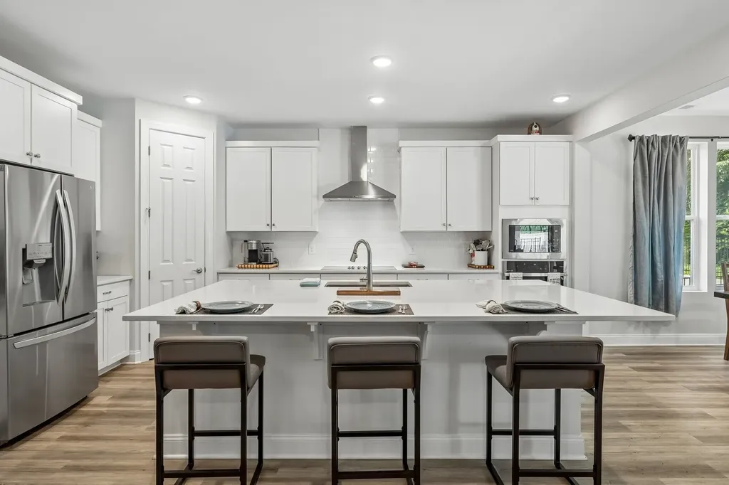 3020 Fernwood Lane Columbia TN 38401