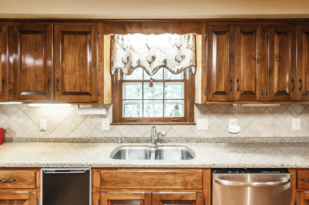6372 Chickering Circle Nashville TN 37215