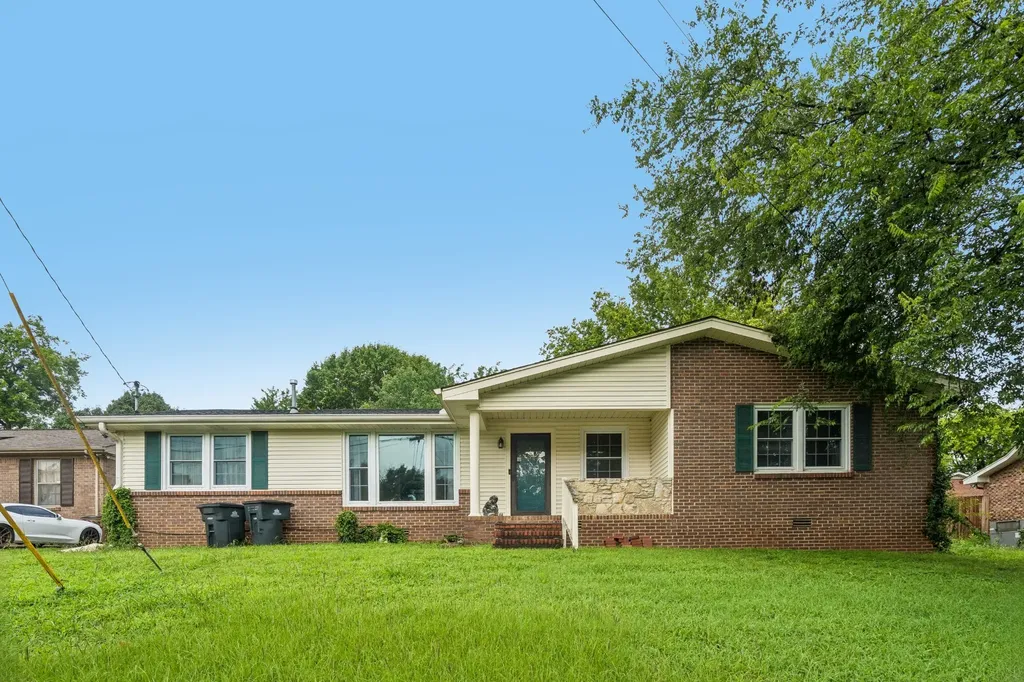 2821 Creekview Drive Nashville TN 37217