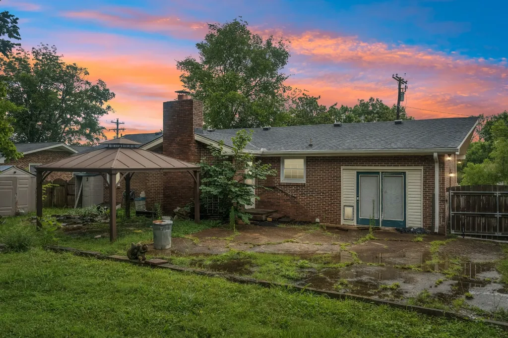 2821 Creekview Drive Nashville TN 37217
