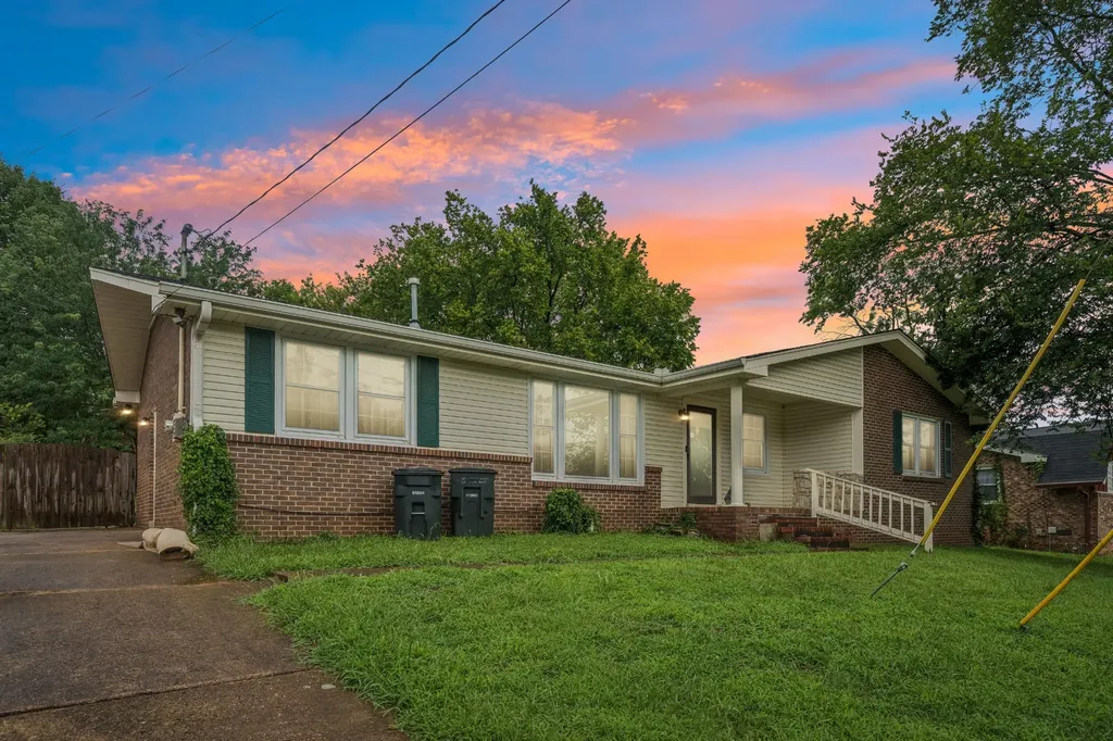 2821 Creekview Drive Nashville TN 37217