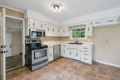2821 Creekview Drive Nashville TN 37217