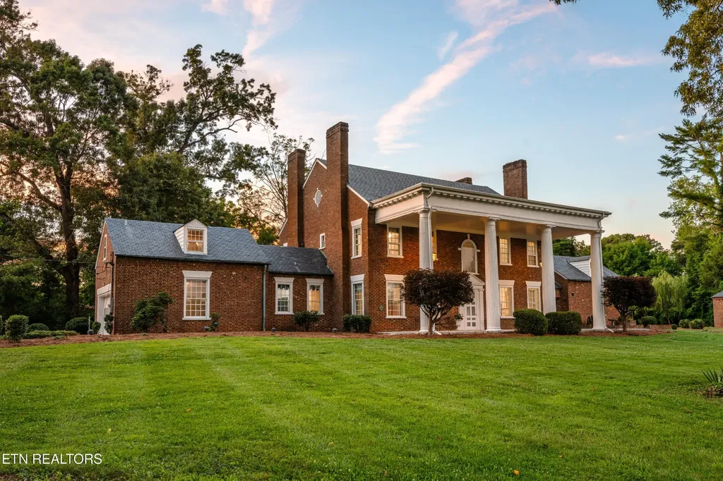 2112 Manor Drive Knoxville TN 37920