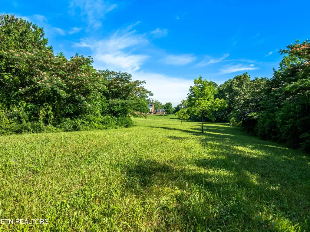 2112 Manor Drive Knoxville TN 37920