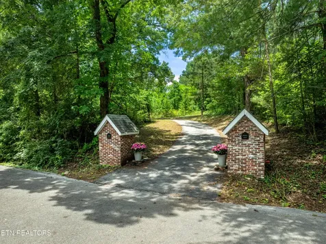 2112 Manor Drive Knoxville TN 37920