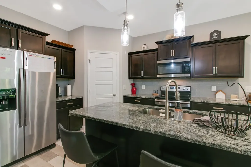 1166 Eagles Nest Lane Clarksville TN 37040