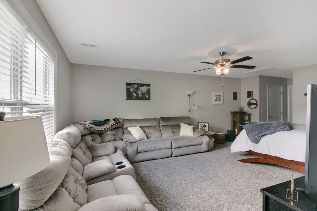 1166 Eagles Nest Lane Clarksville TN 37040