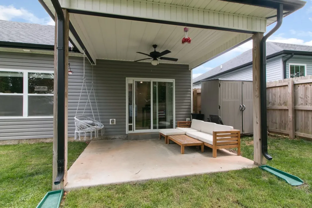1166 Eagles Nest Lane Clarksville TN 37040