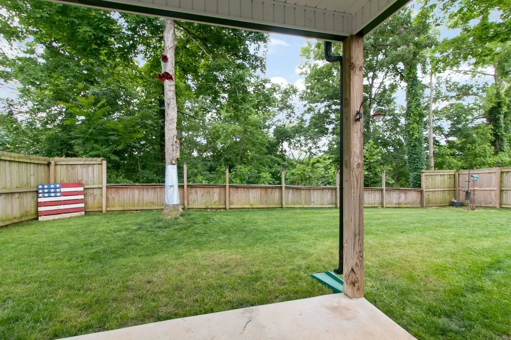 1166 Eagles Nest Lane Clarksville TN 37040