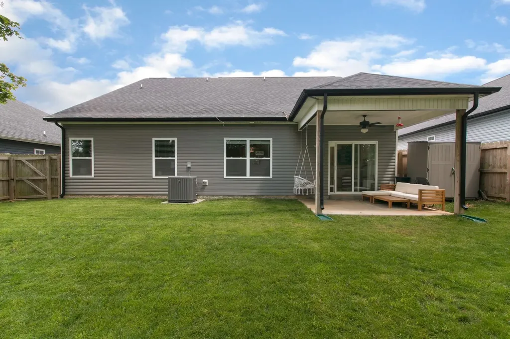 1166 Eagles Nest Lane Clarksville TN 37040