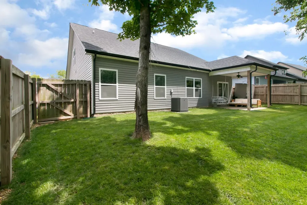 1166 Eagles Nest Lane Clarksville TN 37040
