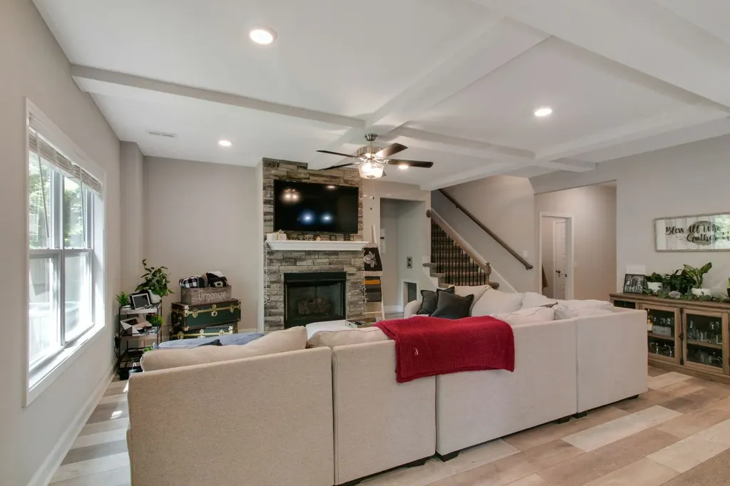 1166 Eagles Nest Lane Clarksville TN 37040