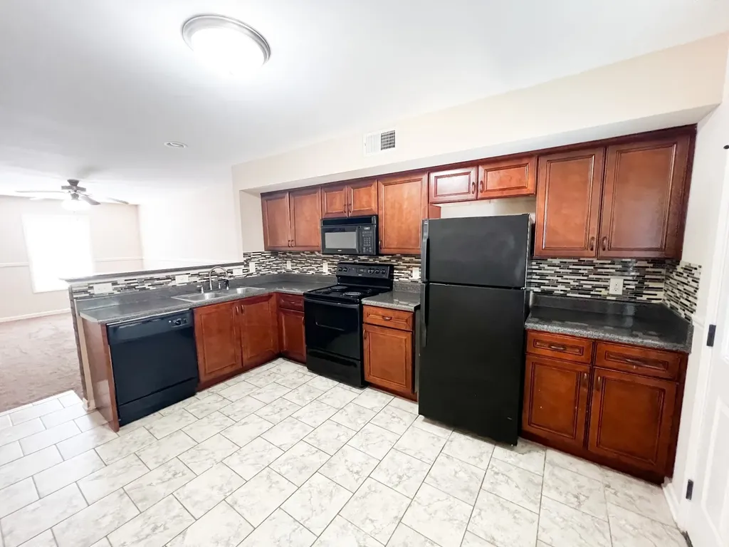 2284 Mccormick Lane Clarksville TN 37040