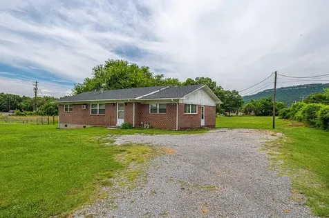 175 Turner Avenue Jasper TN 37347