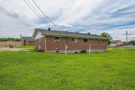 175 Turner Avenue Jasper TN 37347