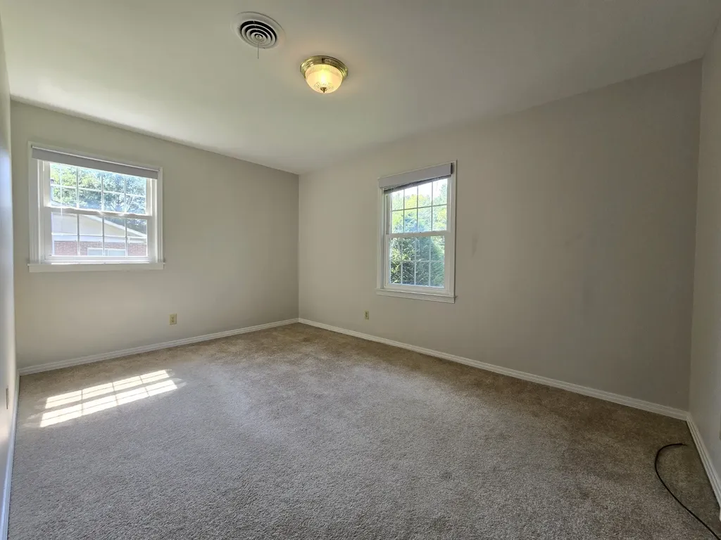 208 Caldwell Drive Columbia TN 38401
