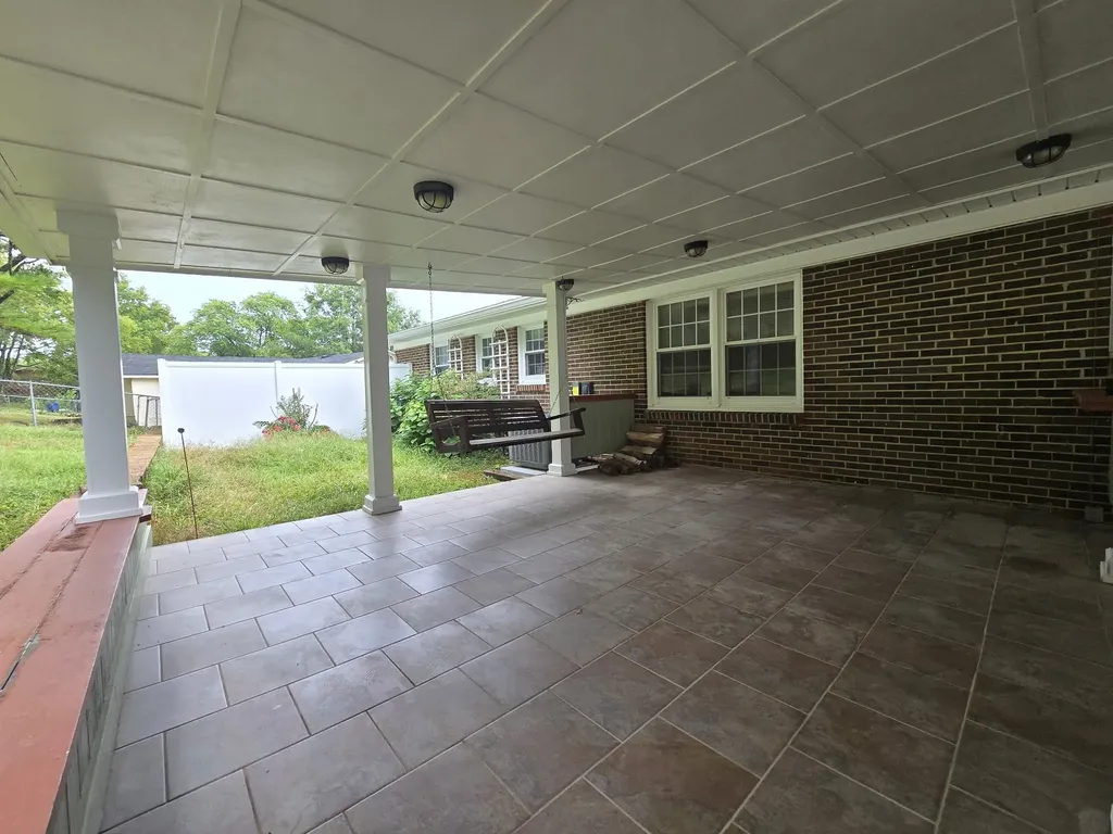 208 Caldwell Drive Columbia TN 38401