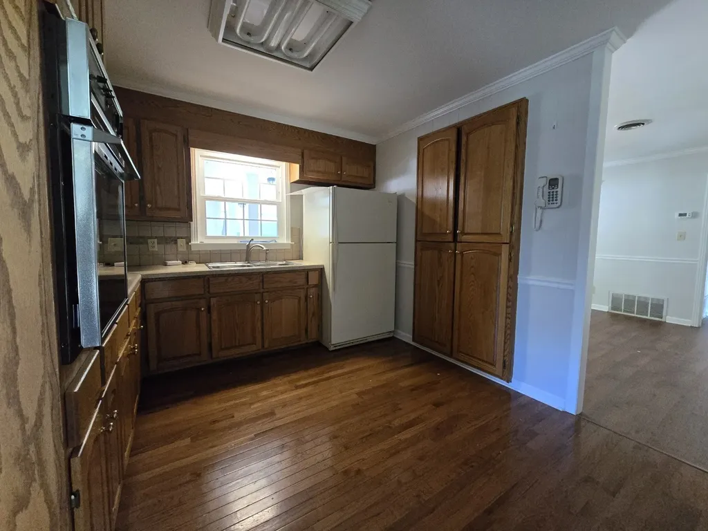 208 Caldwell Drive Columbia TN 38401