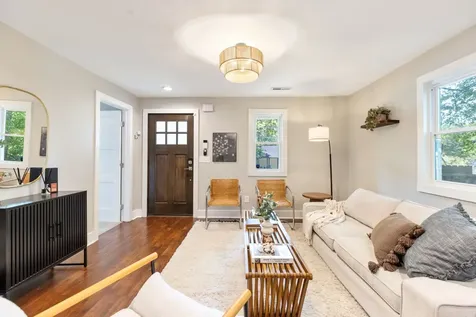 877 Carter Street Nashville TN 37206