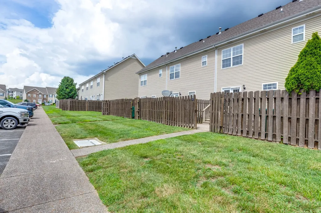 1012 Mckenna Drive Thompsons Station TN 37179