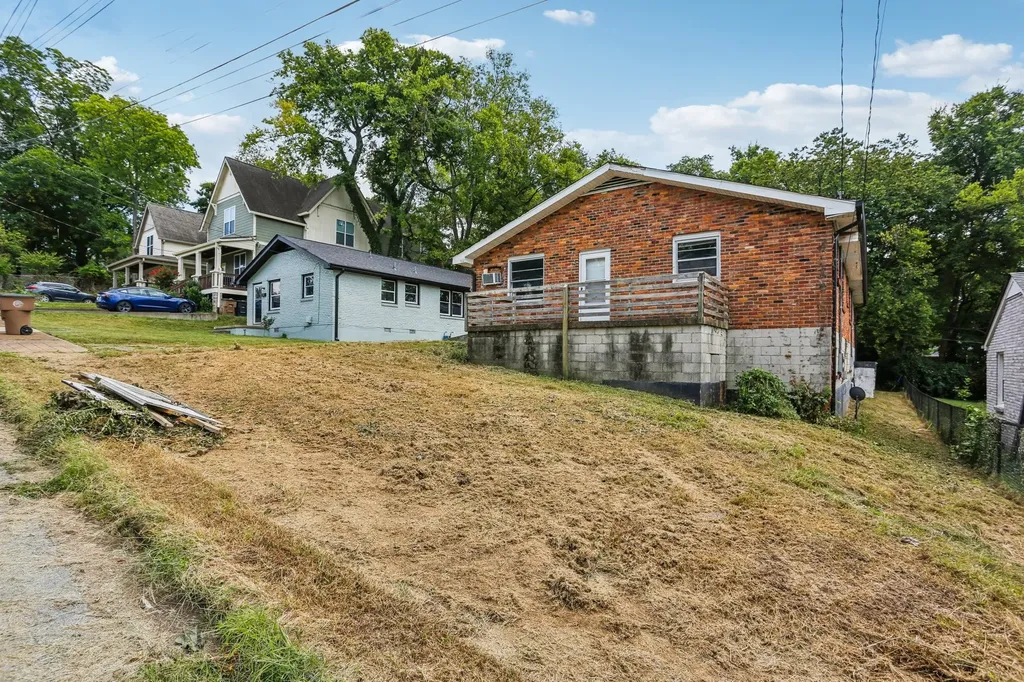 1102 Dew Street Nashville TN 37206