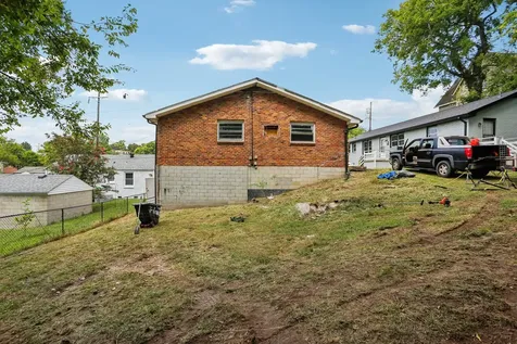 1102 Dew Street Nashville TN 37206