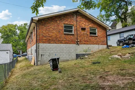 1102 Dew Street Nashville TN 37206