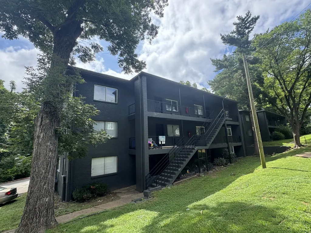 550 Harding Place Nashville TN 37211