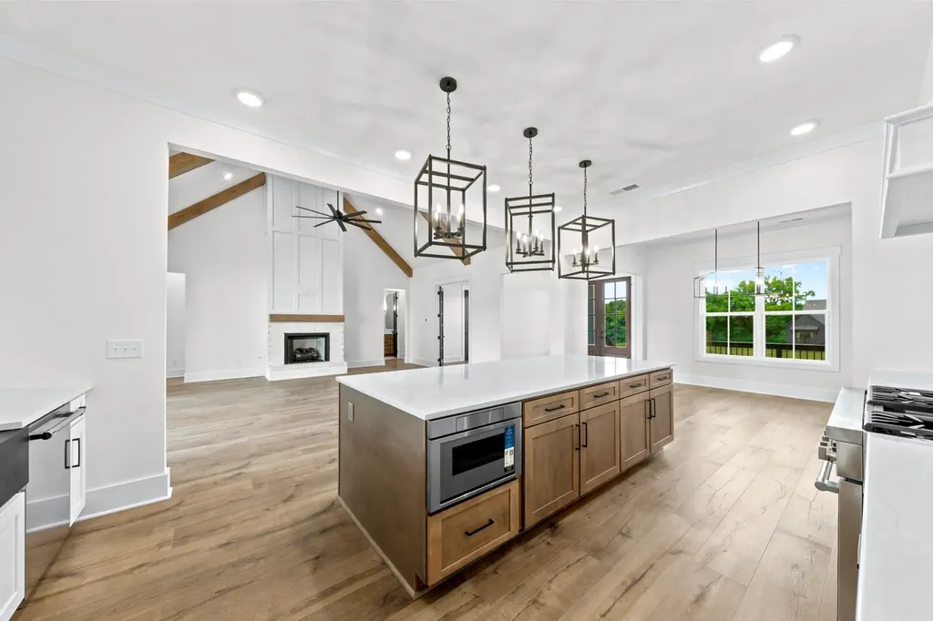 1234 Polk Lane Columbia TN 38401
