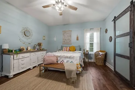 1107 Glendale Drive Dickson TN 37055