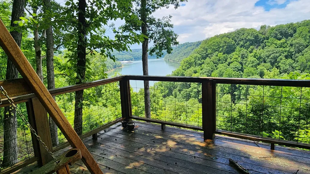858 Harbor Green Place Sparta TN 38583