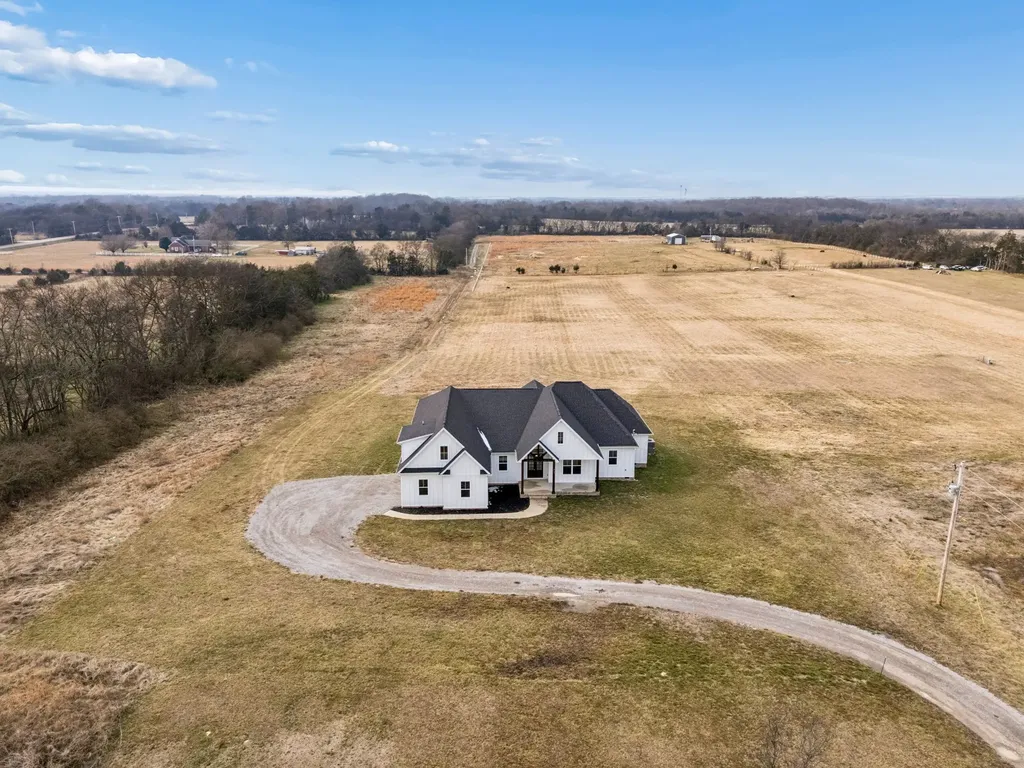 213 Jack Pickle Road Lewisburg TN 37091