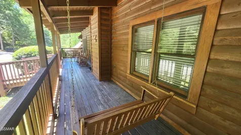 713 Golden Eagle Way Pigeon Forge TN 37863