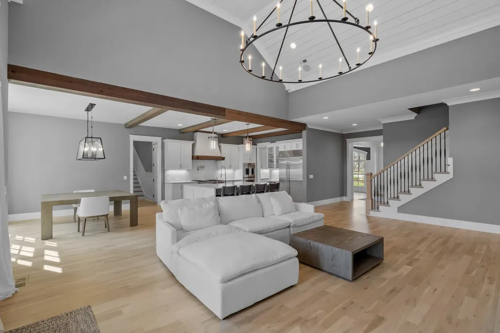 8472 Heirloom Boulevard College Grove TN 37046