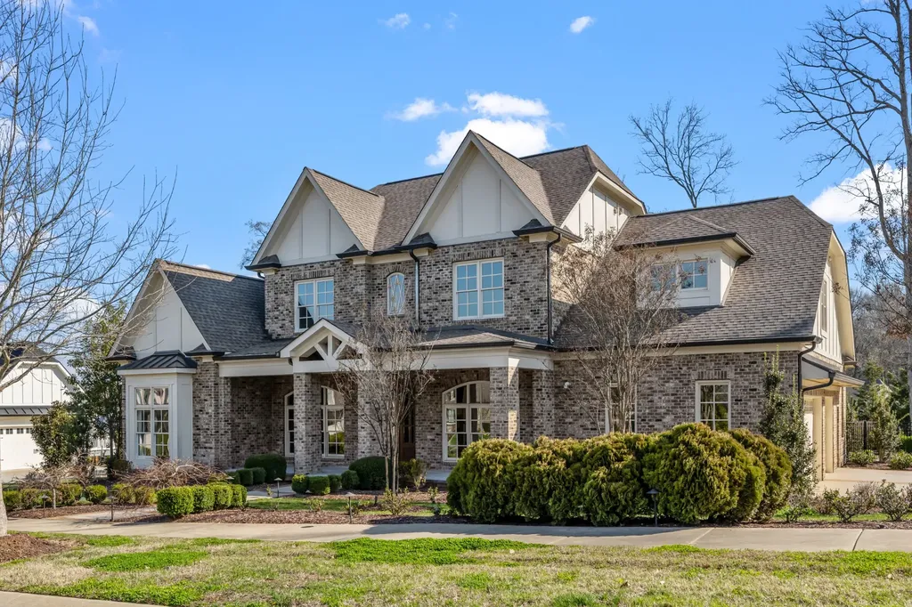 8472 Heirloom Boulevard College Grove TN 37046