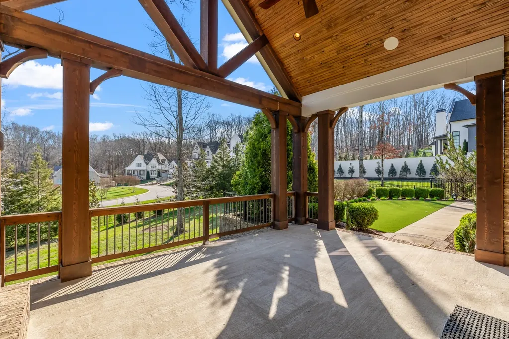 8472 Heirloom Boulevard College Grove TN 37046