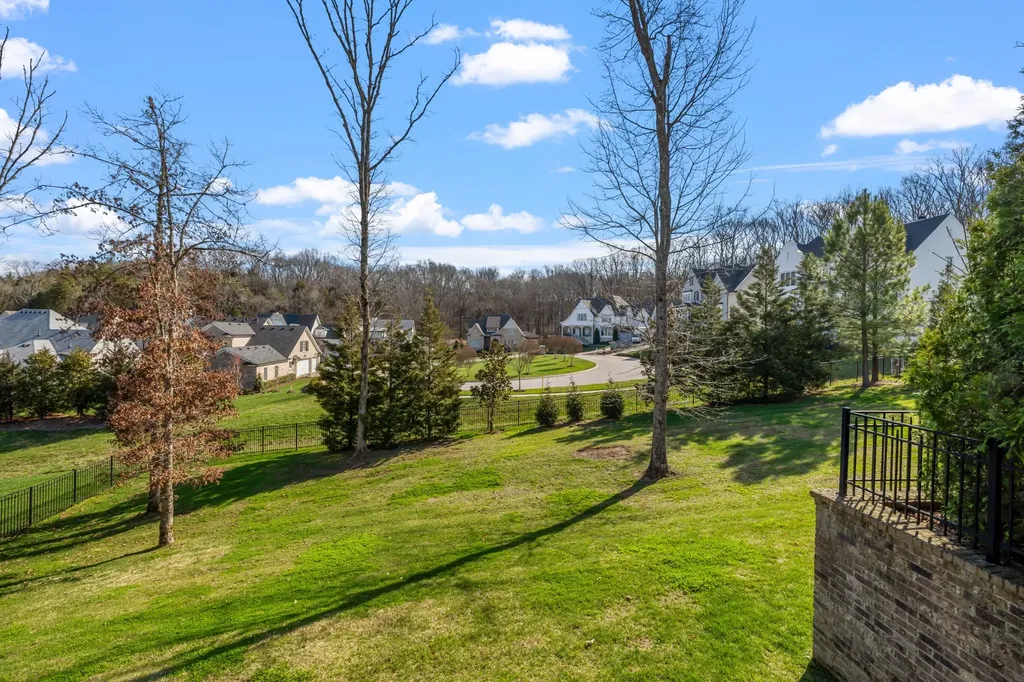 8472 Heirloom Boulevard College Grove TN 37046