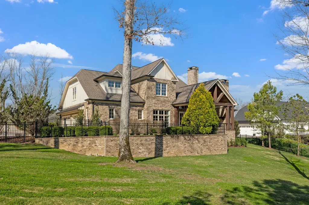8472 Heirloom Boulevard College Grove TN 37046