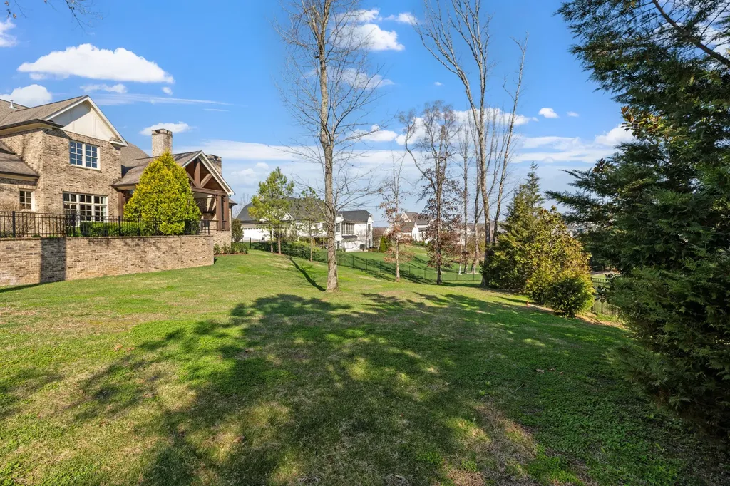 8472 Heirloom Boulevard College Grove TN 37046