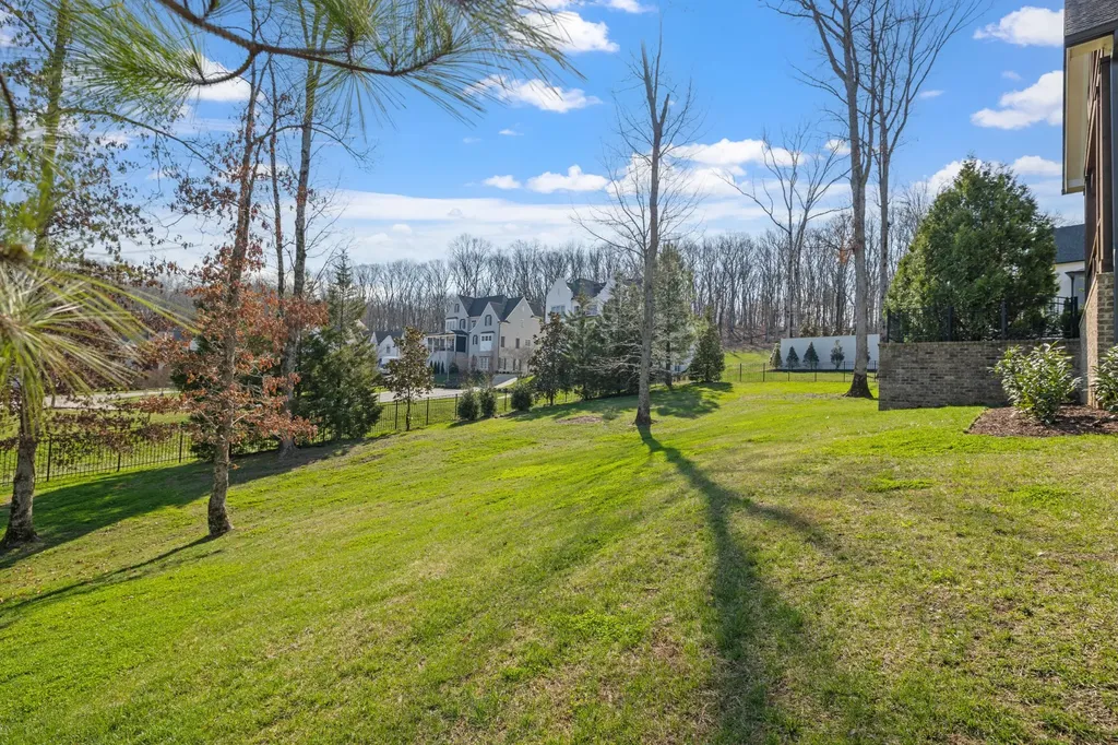 8472 Heirloom Boulevard College Grove TN 37046