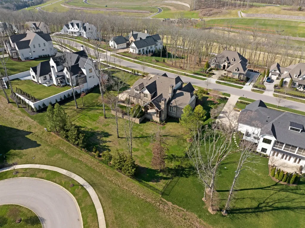 8472 Heirloom Boulevard College Grove TN 37046