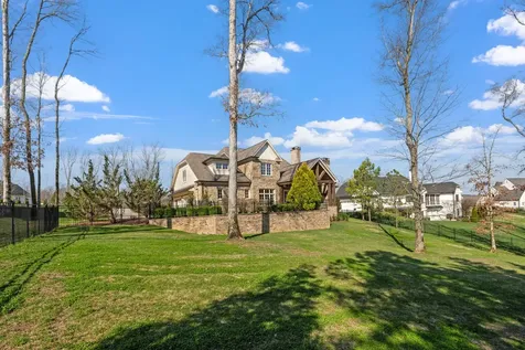 8472 Heirloom Boulevard College Grove TN 37046