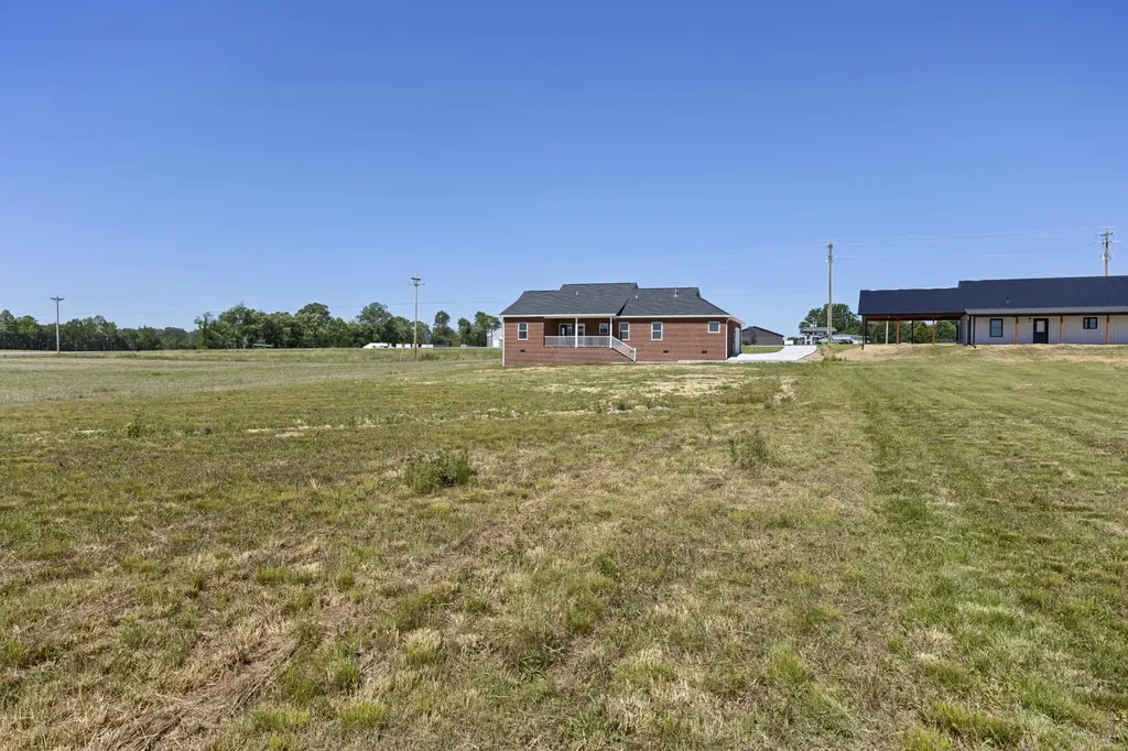 6265 Mcminnville Highway Smithville TN 37166